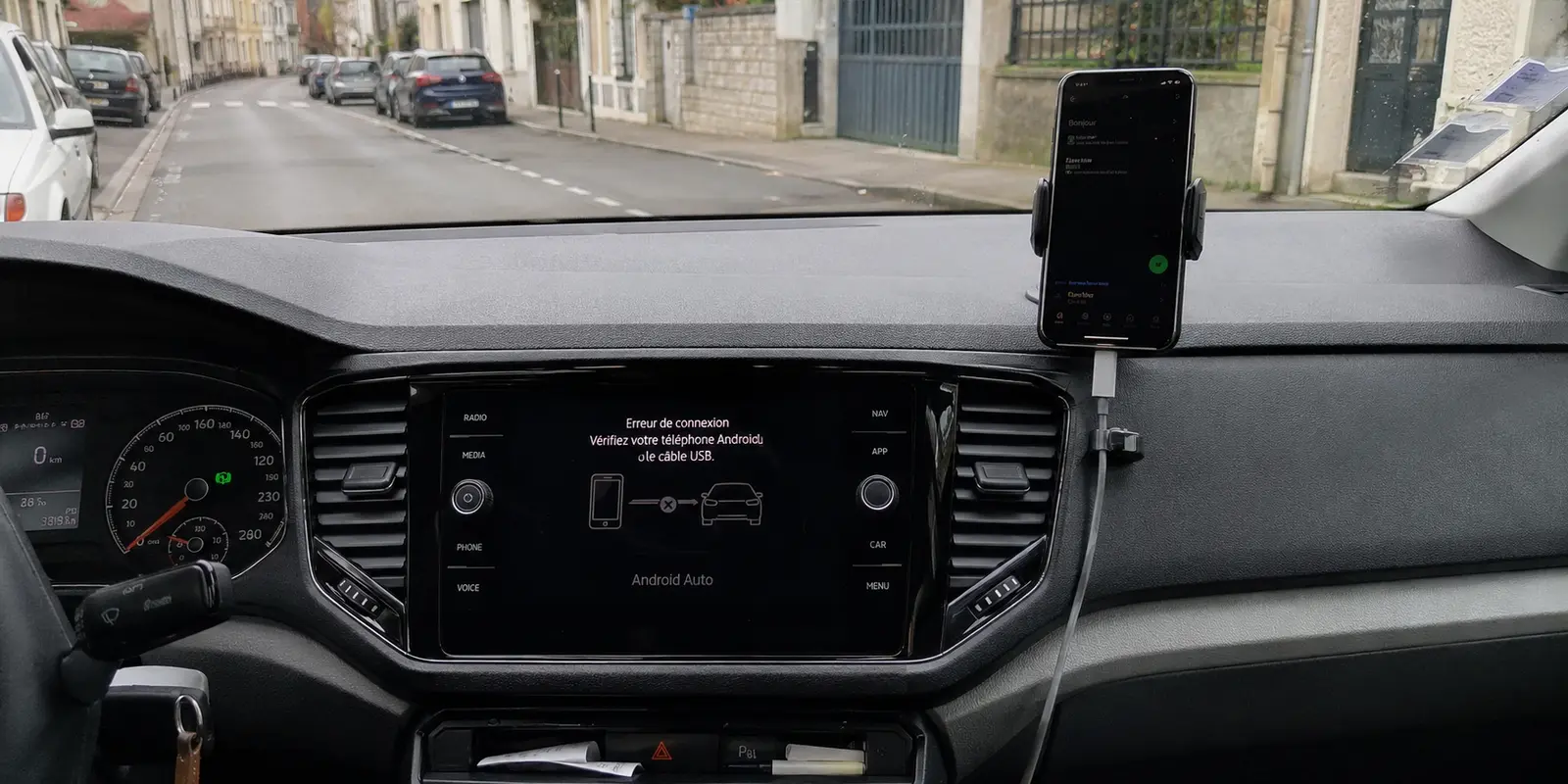 Android Auto avec VPN : si le split tunneling ne suffit pas, vérifiez d’abord « Bloquer les connexions sans VPN »