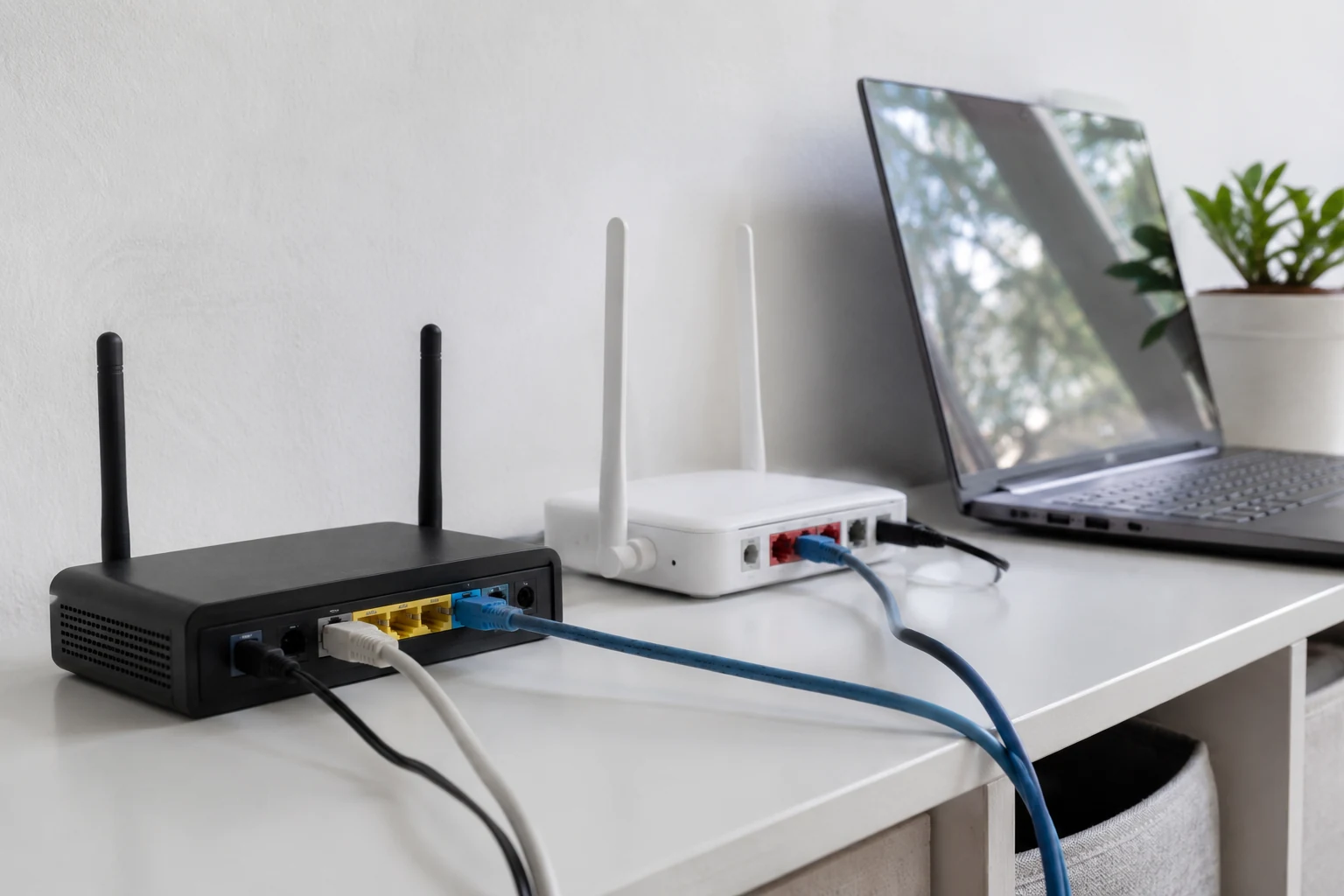 Illustration liée à l’article : Borne Helix, routeur personnel et VPN du travail : Pourquoi votre session coupe (et comment stabiliser votre télétravail)