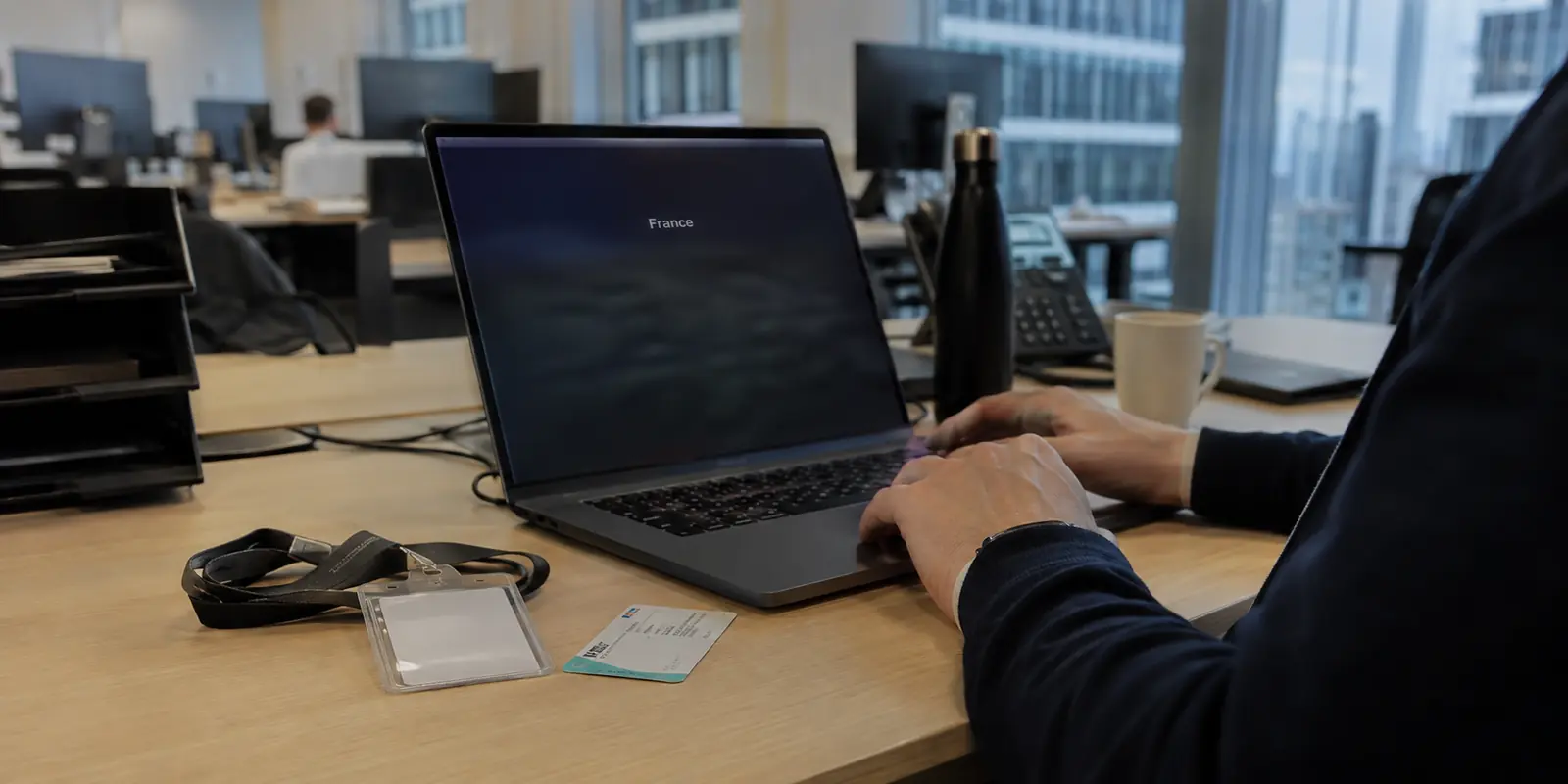 Pourquoi un VPN peut-il figer le téléphone au moment où le réseau mobile change de pays ?