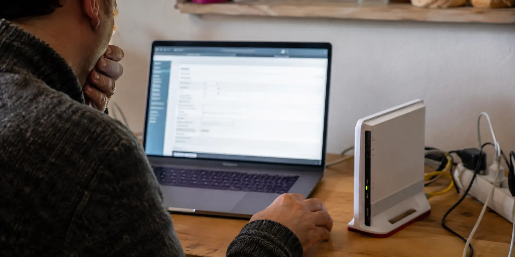 VPN et DNS personnalisé ou chiffré : pourquoi votre configuration actuelle laisse fuiter vos requêtes (et comment y remédier)